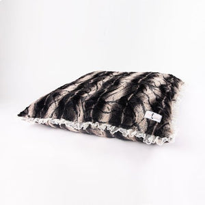 Luxe Dog Mat in Chinchilla - Posh Puppy Boutique