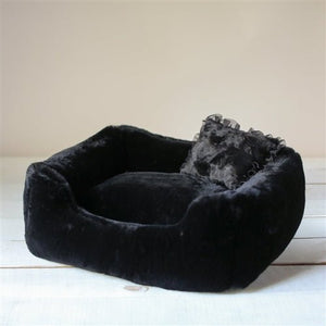 The Divine Bed in Black - Posh Puppy Boutique